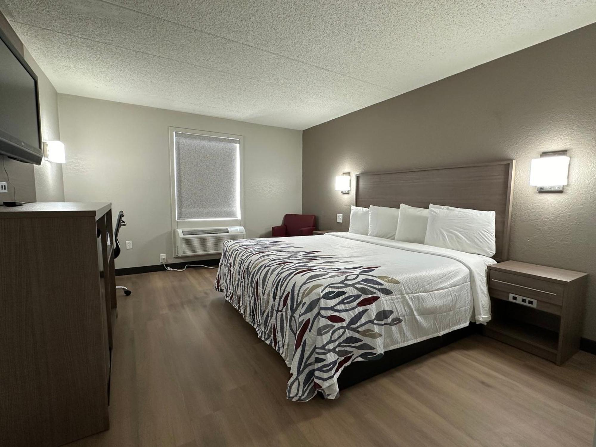 Red Roof Inn Richmond, Va - W Broad St Henrico Exterior photo
