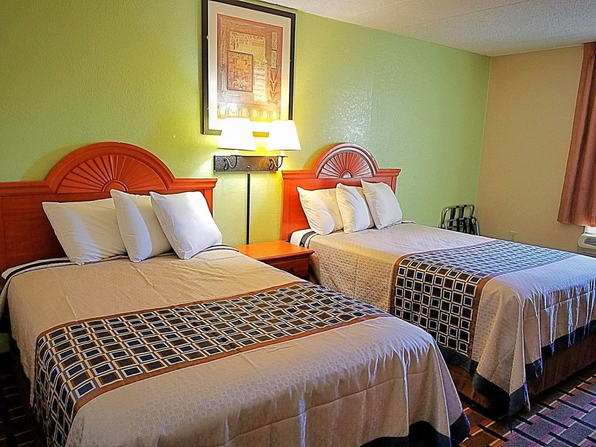 Red Roof Inn Richmond, Va - W Broad St Henrico Exterior photo